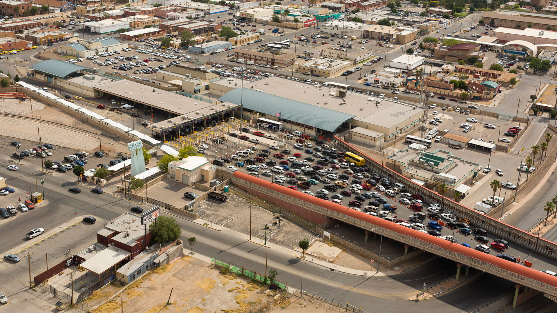 CYFD blasted after dumping U.S. teen at Mexican border to meet abusive parent